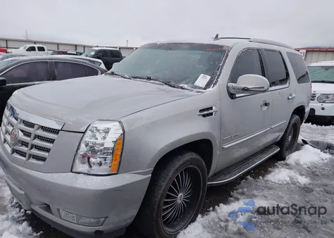 2011 Cadillac Escalade Luxury from USA, damaged, VIN 1GYS4BEF9BR126078